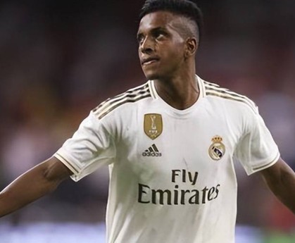 战术“手术刀”！今夜伯纳乌，皇马如何肢解法甲狂飙黑马？