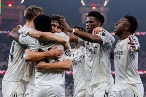 阿隆索下课为何显得突兀——安切洛蒂去年同期明明用一场2:5提供了一个底线